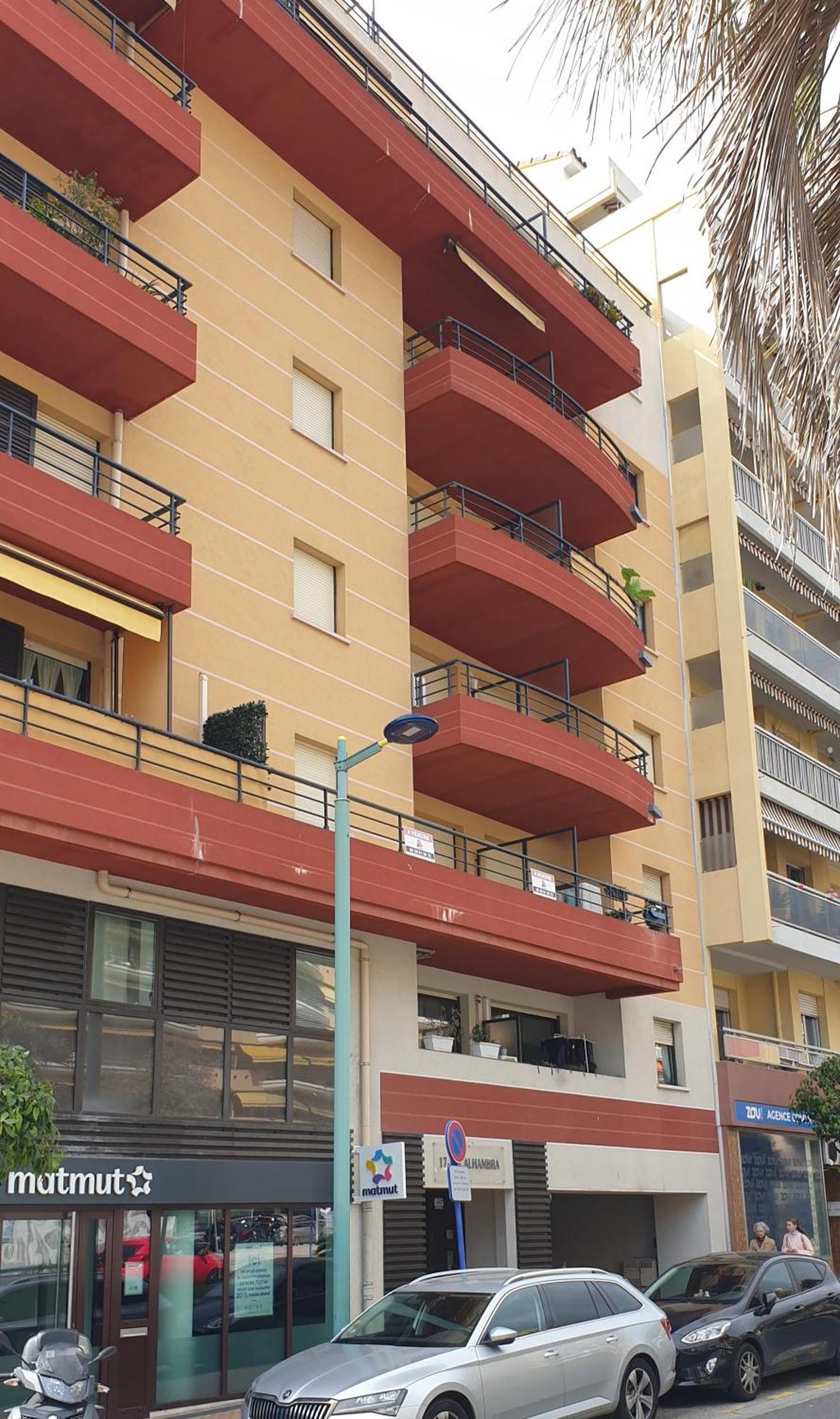 Appartement Cosy Au Centre Ville De Menton Eksteriør billede